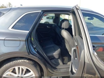 Audi Q5 II SUV 2.0 TFSI 252KM 2018 Audi Q5 2018 r., 2,0L 2.0 Benzyna 252KM, zdjęcie 10