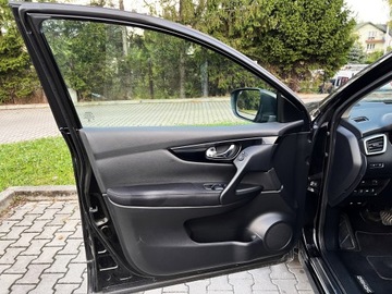 Nissan Qashqai II Crossover 1.2 DIG-T 115KM 2016 NISSAN QASHQAI J11 N-CONNECTA 2016 AUTOMAT, zdjęcie 1