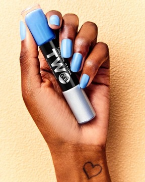 Салли Хансен Чудо-гель, нужно два лака для ногтей 960