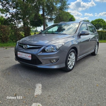 Hyundai i30 I CW Facelifting 1.4 DOHC 109KM 2012 Hyundai i30 Aluminiowe Felgi Czujniki Parkowania Gwarancja Vip 1.4, zdjęcie 1