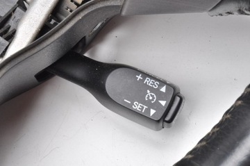 TOYOTA RAV 4 III VOLANT KOŽENÁ MULTIFUNKČNÍ