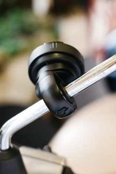 Билайн Мото II | Крепление для ЗЕРКАЛА И ПОПЕРЕЧИ | Держатель зеркала и трубки