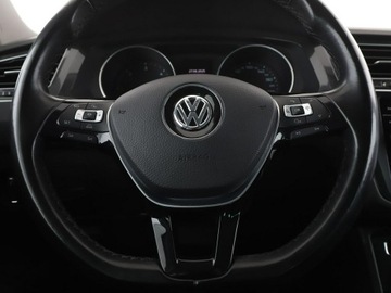 Volkswagen Tiguan II SUV 2.0 TDI BlueMotion Technology 240KM 2018 Volkswagen Tiguan GRATIS! Pakiet Serwisowy o, zdjęcie 20