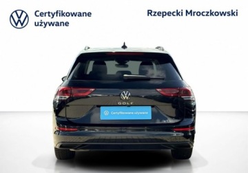 Volkswagen Golf VIII Variant 1.5 eTSI 150KM 2023 Volkswagen Golf 1.5 eTSI 150KM LIFE DSG Fotele Podgrzewane Kamera Cofania, zdjęcie 7