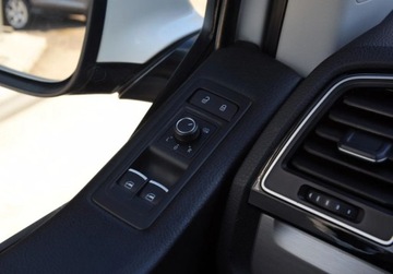 Volkswagen Multivan T6 2016 Volkswagen Multivan Polski salon Bezwypadkowy 7mio osobowy _ DSG 2.0, zdjęcie 18