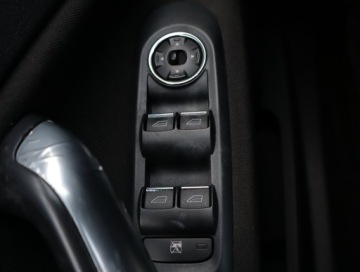 Ford Mondeo IV Kombi 1.8 Duratorq TDCi 125KM 2009 Ford Mondeo 1.8 TDCi, Salon Polska, Klima, zdjęcie 17