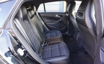 Mercedes CLA C117 Shooting Brake 1.6 200 156KM 2015 Mercedes-Benz CLA Bezwypadkowy Serwisowany 1-Wlasciciel Navi Xenon Pdc Asy, zdjęcie 2
