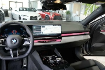 BMW Seria 5 G90-91 2025 BMW Seria 5 Pakiety Repair i Service Kamera 360 Glosniki Harman Kardon, zdjęcie 29