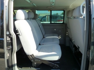 Volkswagen Caravelle T5 T5 Multivan 2.0 i 115KM 2009 Volkswagen Caravelle WERSJA LONG9-CIO MIEJSCOWABENZYNAGAZHAK HOLOWNICZY, zdjęcie 12