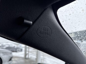 Toyota Corolla XII TS Kombi 1.8 Hybrid 122KM 2021 Toyota Corolla 1.8 Hybrid Comfort Seria E21 (2019-, zdjęcie 17