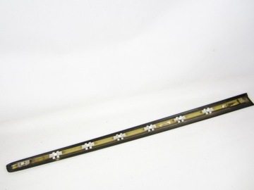 LIŠTA DVEŘE PŘEDNÍ PRAVÁ MERCEDES ML W164