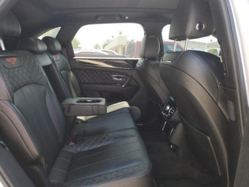 Bentley Bentayga 2017 Bentley Bentayga 2017 BENTLEY BENTAYGA, 44, od ubezpieczyciela 6.0 Benzyna, zdjęcie 10