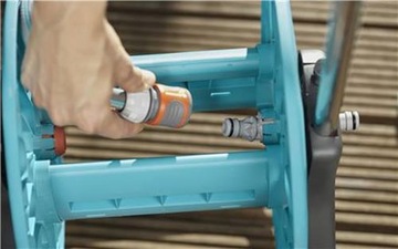 Gardena AquaRoll M Тележка для шланга Gardena Бирюзовый