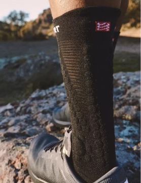 COMPRESSPORT Skarpetki do biegania PRORACING SOCKS V4 TRAIL T4