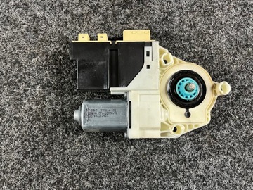 CITROEN C5 I FACELIFT MOTOREK MODUL SKEL PRAVÝ PŘEDNÍ 9681597580
