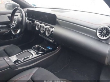 Mercedes CLA C118/X118 2024 Mercedes-Benz CLA MERCEDES-BENZ CLA 250 COUPE 4MATIC 2.0 Benzyna 221KM, zdjęcie 6