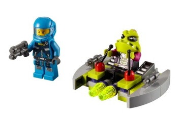 LEGO Space Alien Conquest: 7049 Alien Striker