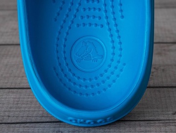 Спортивные шлепанцы Crocs Crocband Ocean 16006-456