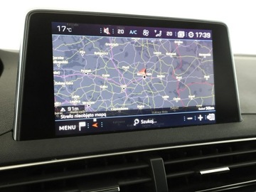 Peugeot 3008 II Crossover 1.5 BlueHDI 130KM 2019 Peugeot 3008 Niski przebieg Virtual Navi Czujniki, zdjęcie 24