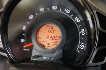 Toyota Aygo II Hatchback 3d Facelifting 1.0 VVT-i 72KM 2019 Toyota Aygo 1.0 VVT-i X-play czujniki parkowania Benzyna 72KM, zdjęcie 20