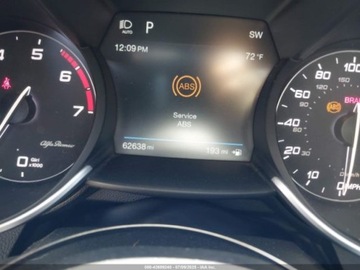 Alfa Romeo Giulia II Sedan 2.0 TBi 280KM 2017 Alfa Romeo Giulia 2017 2.0l 2.0 Benzyna 280KM, zdjęcie 11