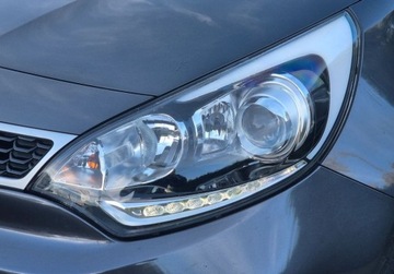 Kia Rio III Hatchback 5d Facelifting 1.4 DOHC CVVT 109KM 2015 Kia Rio 1,4 109KM Climatronic KeyLess Navi Kamera Bezwypadkowy 1.4, zdjęcie 10