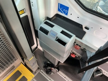 Ford Transit VII 2.2 TDCi 100KM 2016 Ford Transit Niepełnosprawnych inwalida, zdjęcie 32