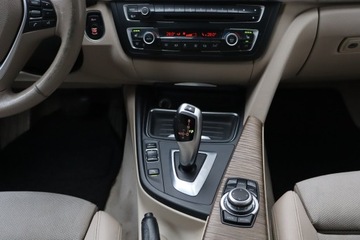 BMW Seria 3 E90-91-92-93 Touring E91 2.0 320d 184KM 2012 BMW 3 320 d, 181 KM, Automat, Skóra, Navi, Xenon, zdjęcie 15