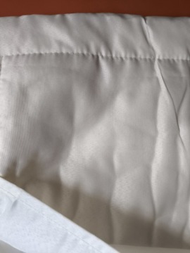 Простыня 250 x 260 см светло-бежевая глянцевая и 2 наволочки, 3 части