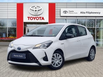 Toyota Yaris III Hatchback 5d Facelifting 2017 1.5 Hybrid 100KM 2020 Toyota Yaris Hybrid 100 Active III (2011-2019) Toy