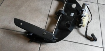 МЕХАНИЗМ РЕГУЛИРОВКИ НАКЛОНА ВЕТРОВОГО СТЕКЛА BMW R1150 RT