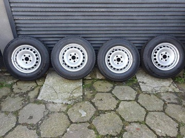 KOLA 205/75R16C BUS 2N0 VW CRAFTER MAN 5X120