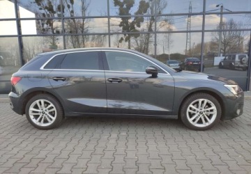 Audi A3 8Y Sportback 1.5 35 TFSI 150KM 2022 Audi A3 Sportback Audi A3 Krajowy ,serwis ,FV-VAT23 1.5 Benzyna 150KM, zdjęcie 5