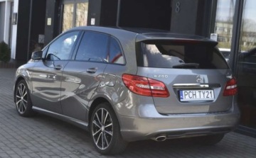 Mercedes Klasa B W246 Sports Tourer 200 CDI BlueEFFICIENCY 136KM 2012 Mercedes-Benz Klasa B Mercedes-Benz Klasa B 1.8 Diesel 136KM, zdjęcie 3