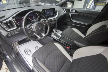 Kia Proceed Shooting Brake Facelifting 1.5 T-GDI 160KM 2022 Kia Pro Cee'd GT-line / LEDY / Kamera Cofania, zdjęcie 25