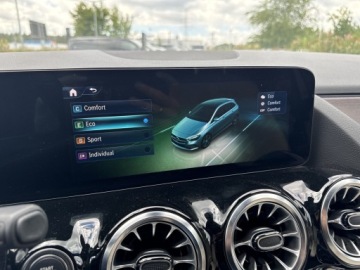 Mercedes Klasa B W247 Sports Tourer Facelifting 2.0 220 190KM 2023 Mercedes-Benz B 220, zdjęcie 20