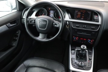 Audi A5 8T Coupe 2.0 TDI 170KM 2009 Audi A5 2.0 TDI, 167 KM, Skóra, Navi, Xenon, zdjęcie 6
