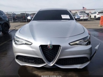 Alfa Romeo Giulia II Sedan 2.0 TBi 280KM 2017 Alfa Romeo Giulia 2017 Alfa Romeo Giulia AWD 2.0 Benzyna 280KM, zdjęcie 1