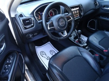 Jeep Compass II SUV 2.0 MJD 140KM 2017 Jeep Compass 2.0 MJD 140KM ,Opening Edytion ,4WD, zdjęcie 8