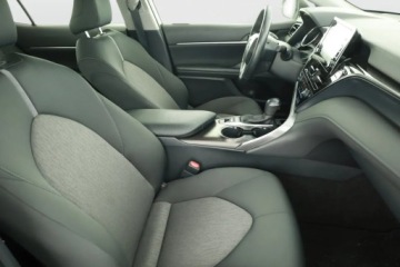 Toyota Camry IX Sedan 2.5 Hybrid Dynamic Force 218KM 2021 Toyota Camry 2.5 Hybrid, Salon Polska, zdjęcie 6