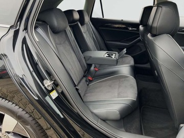 Volkswagen Passat B8 Variant Facelifting 2.0 TDI SCR 150KM 2024 Volkswagen Passat 2.0TDI 150KM Elegance DSG SerwisASO Acc Matrix Hak Navi, zdjęcie 14