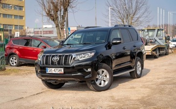 Toyota Land Cruiser VI MPV Faceliting 2.8 D-4D 177KM 2017 Toyota Land Cruiser Toyota Land Cruiser VI 2.8 D4D 4X4 177KM SALON POLSKA