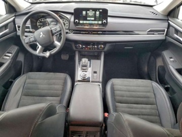 Mitsubishi Outlander III 2024 Mitsubishi Outlander SE 2024 2.5 Benzyna 181KM, zdjęcie 8