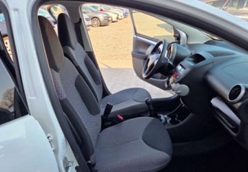 Toyota Aygo I Hatchback 5d Facelifting 1.0 VVT-i 68KM 2012 Toyota Aygo 1,0 Klima 68 km Benzyna 68KM, zdjęcie 10