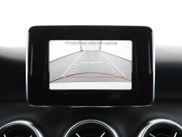 Mercedes Klasa A W176 Hatchback 5d 1.6 180 BlueEFFICIENCY 122KM 2014 Mercedes A 180 klimatyzacja półskóra kamera, zdjęcie 22