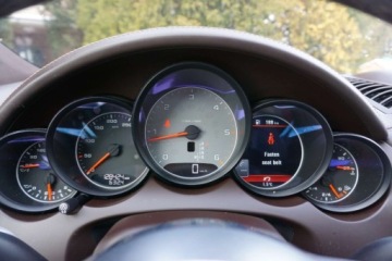 Porsche Cayenne II SUV Facelifting 4.2 D 385KM 2016 Porsche Cayenne Salon PL 4.2 V8 Panorama Tempomat Asyst. park z kamera, zdjęcie 16