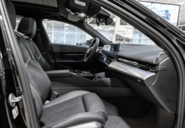 BMW Seria 5 G90-91 Touring 2.0 520d 197KM 2026 BMW Seria 5 520d xDrive, Panorama, M sport, Travel, Comfort, Bowers, 21 ca, zdjęcie 7