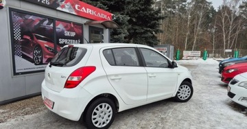 Hyundai i20 I Hatchback 5d 1.2 DOHC 78KM 2011 Hyundai i20 Oplacony do rejestracji serwisowany 2 kpl. Kol. 1.2 Benzyna, zdjęcie 11