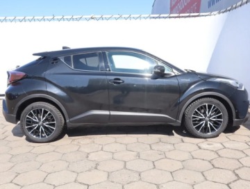 Toyota C-HR I Crossover 1.8 Hybrid 122KM 2018 Toyota C-HR 1.8 Hybrid, Automat, Navi, Klima, zdjęcie 5