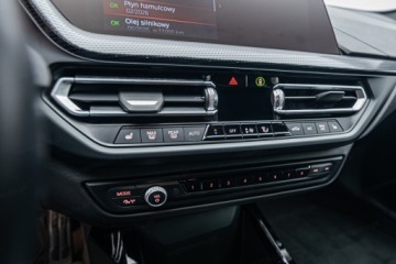 BMW Seria 2 G42-U06 Gran Coupe 1.5 216d 116KM 2023 Od ręki - BMW Seria 2 216d Sport aut Sedan 1.5 116KM 2023, zdjęcie 17